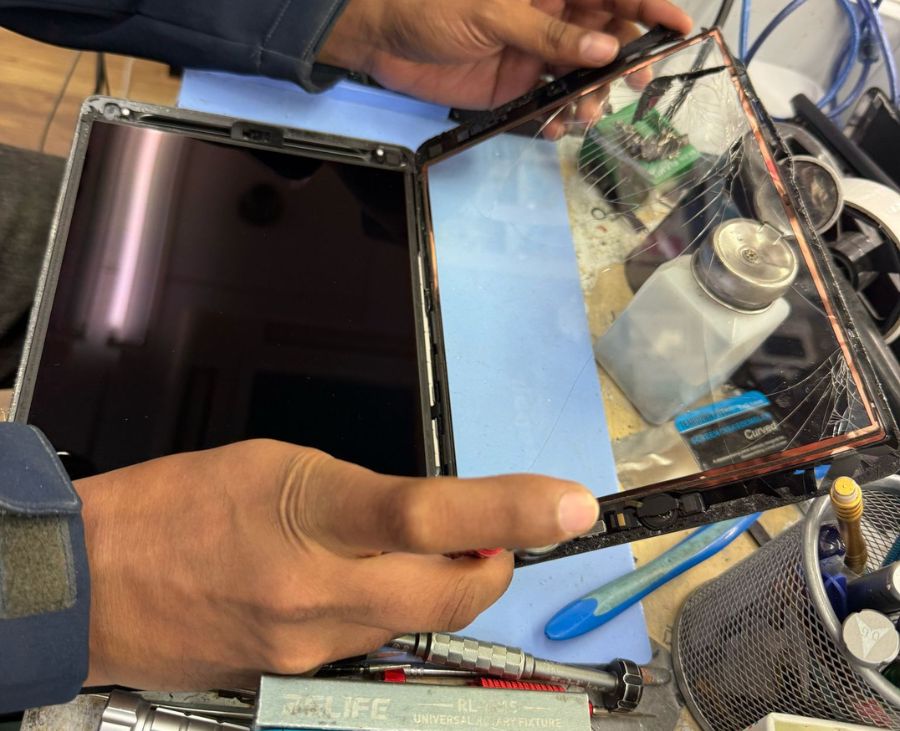 iPad 9th gen screen replacement